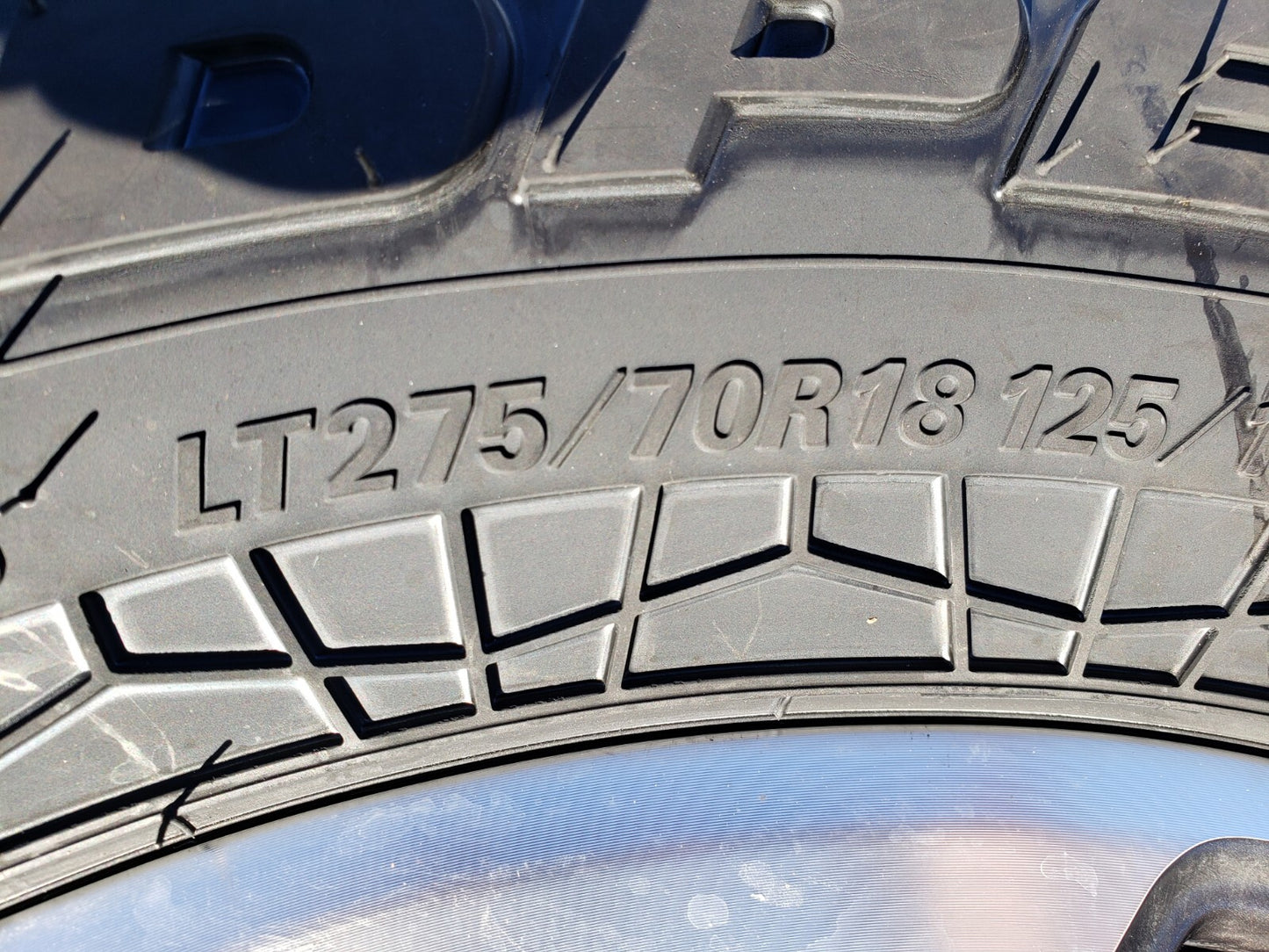 18" Ford F-250 F-350 OEM TREMOR rims wheels 10482 FALKEN A/T4 33" NEW