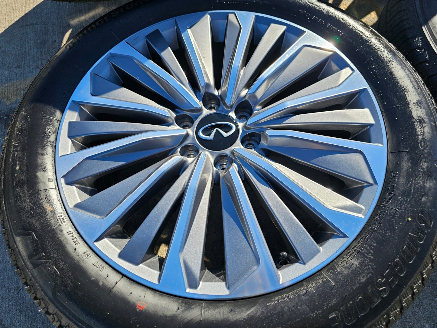 22" Infiniti QX80 QX56 Nissan Titan Armada OEM wheels rims tires 2024 2025 NEW