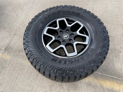 18" Ford Bronco wheel rim 95213 10389 Ranger spare GOODYEAR TERRITROY AT 35" NEW