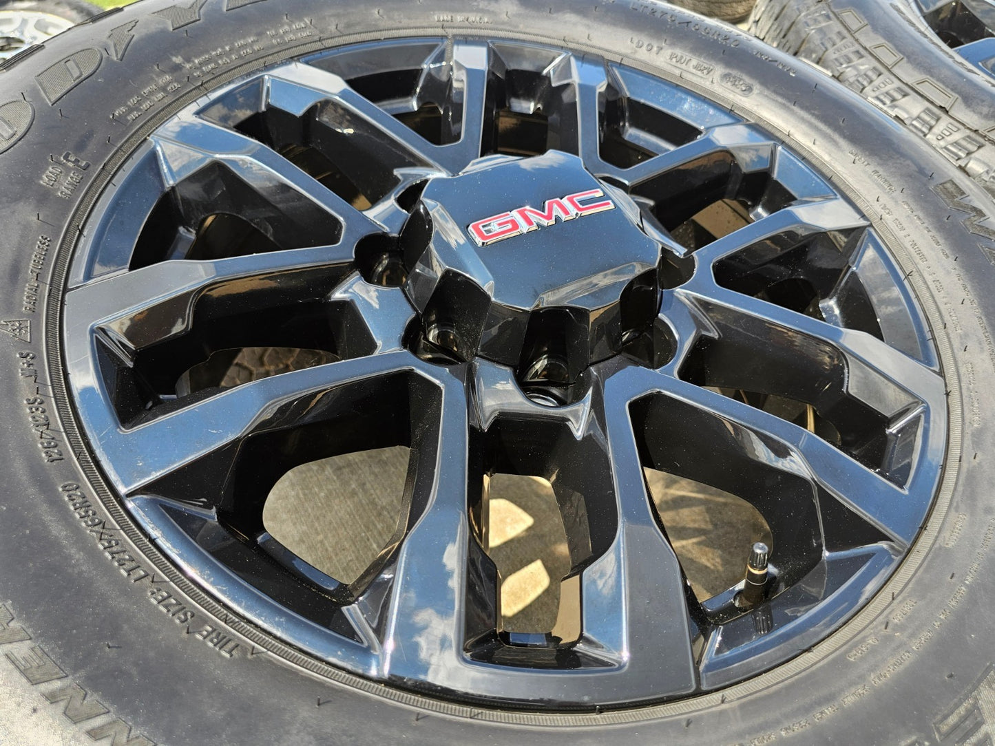 20" GMC Sierra AT4X Chevy Silverado 2500 3500 OEM 94030 wheels rims tires