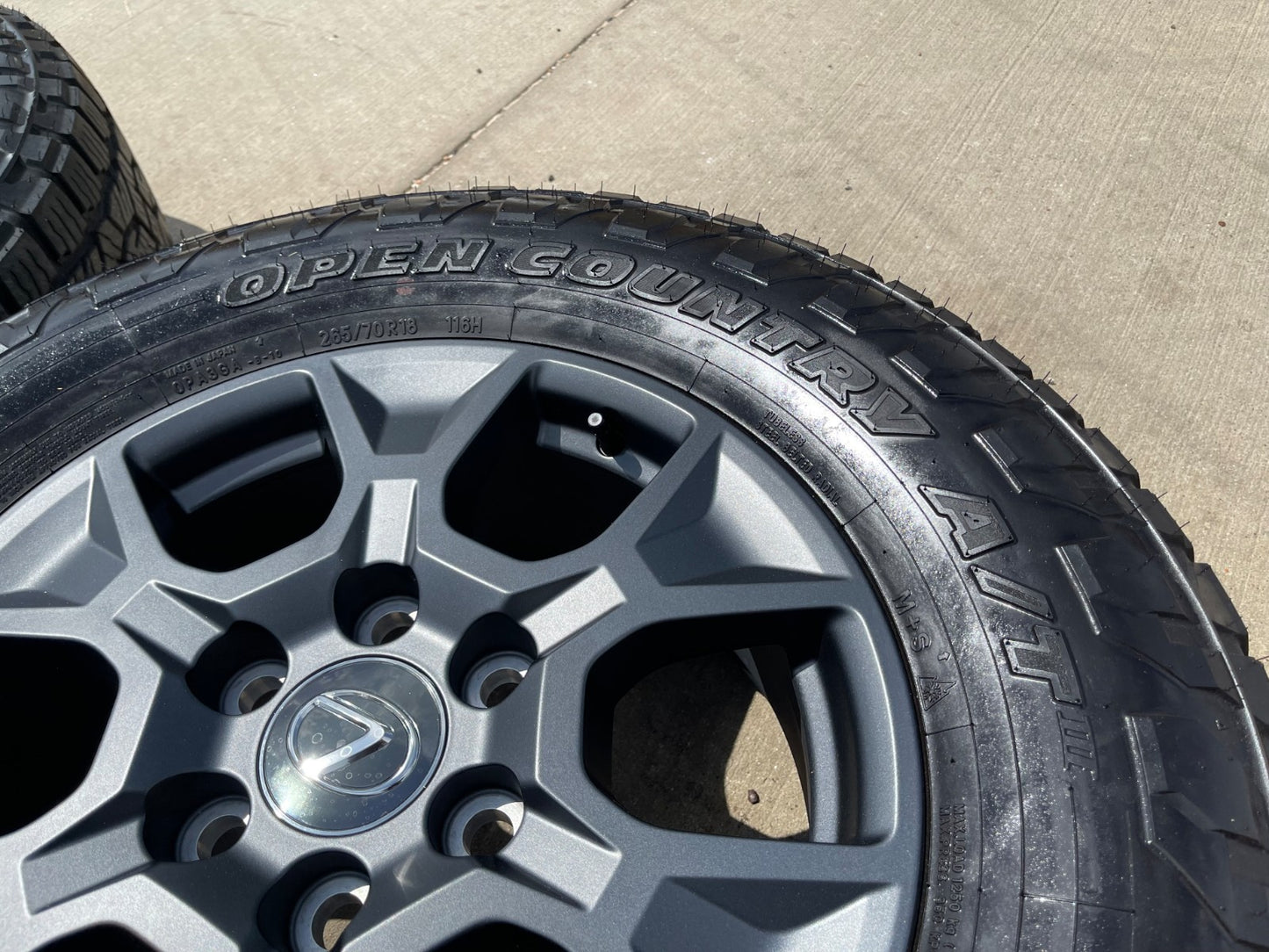 18" Toyota Tacoma TRD OEM 10544 wheels rims Land Cruiser Tundra SET TOYO A/T3