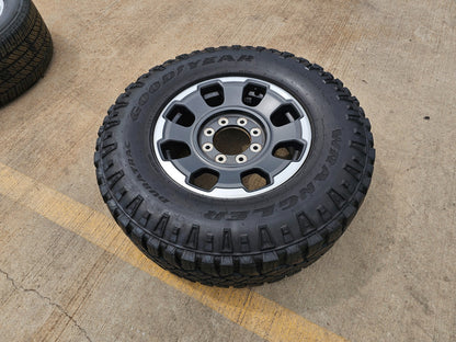 (1) 18" Ford F-250 F-350 OEM TREMOR 10482 rim wheel DURATRAC Spare