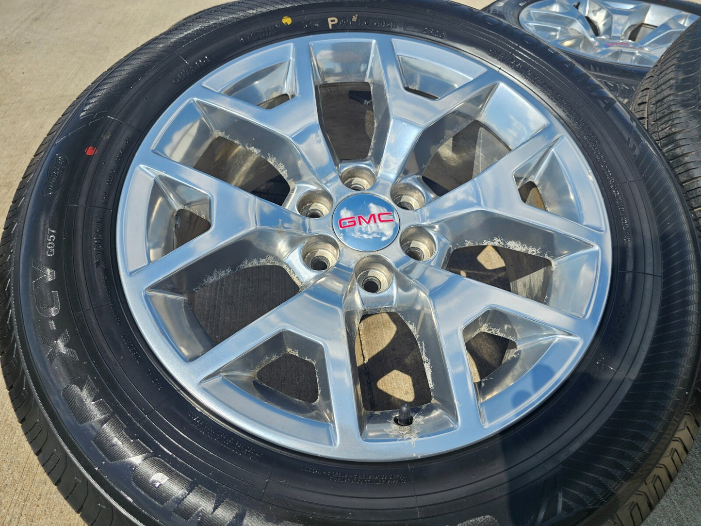 20" GMC Yukon Chevy Tahoe OEM Y spoke wheels rims 5698 tires