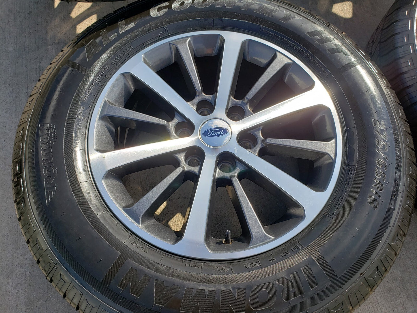 18" Ford F-150 Expedition 10142 OEM rims wheels tires IRONMAN