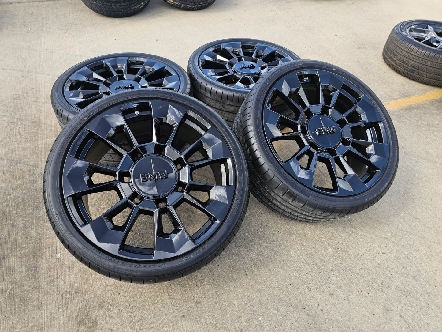 23" BMW X7M X5 X6 X7 XM OEM Series wheels rims tires SET 2024 2025 2026 2027 NEW