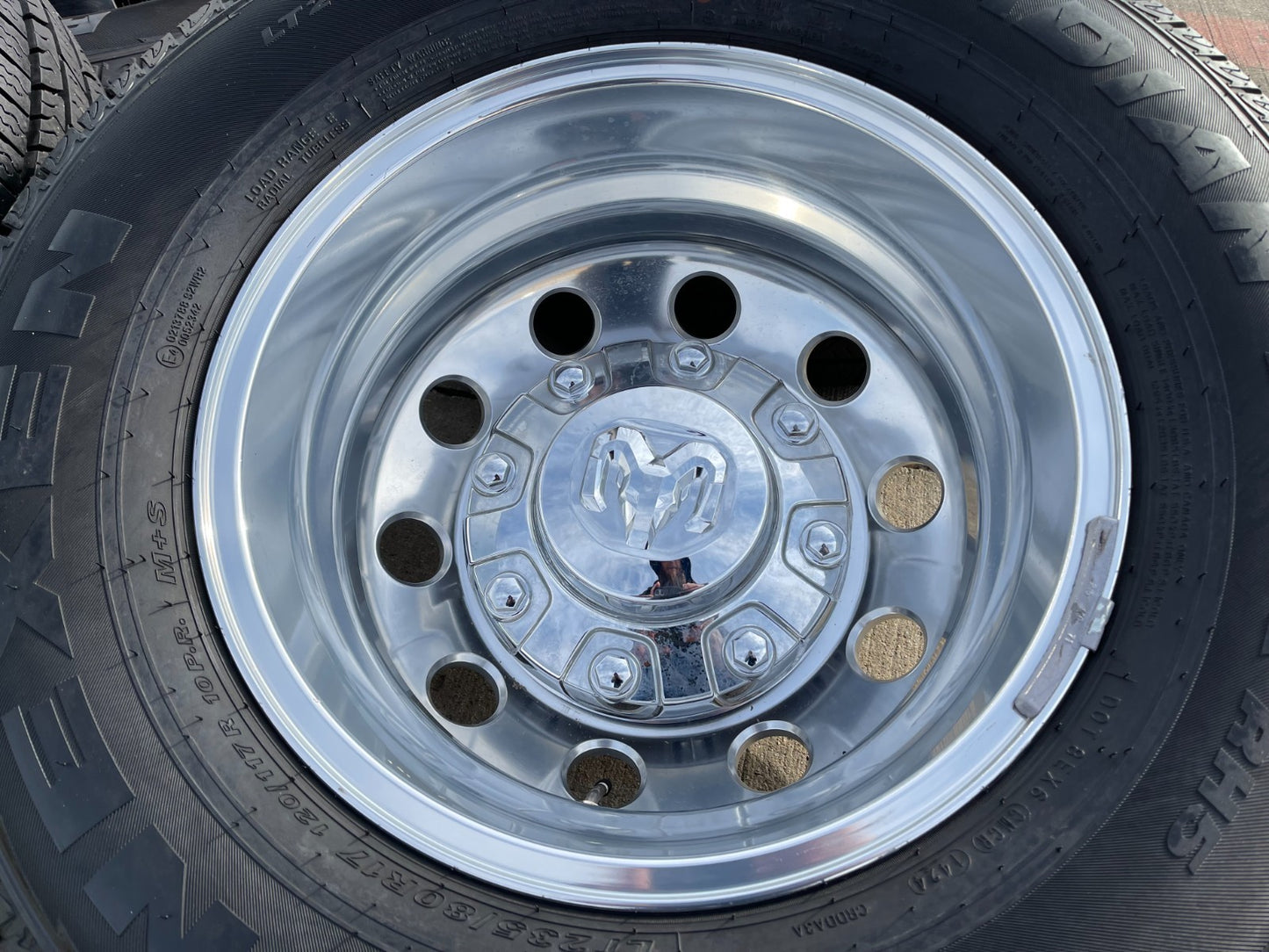 17" Dodge Ram 3500 Dually Laramie 8x200 wheels rims 2701 2702 OEM NEXEN