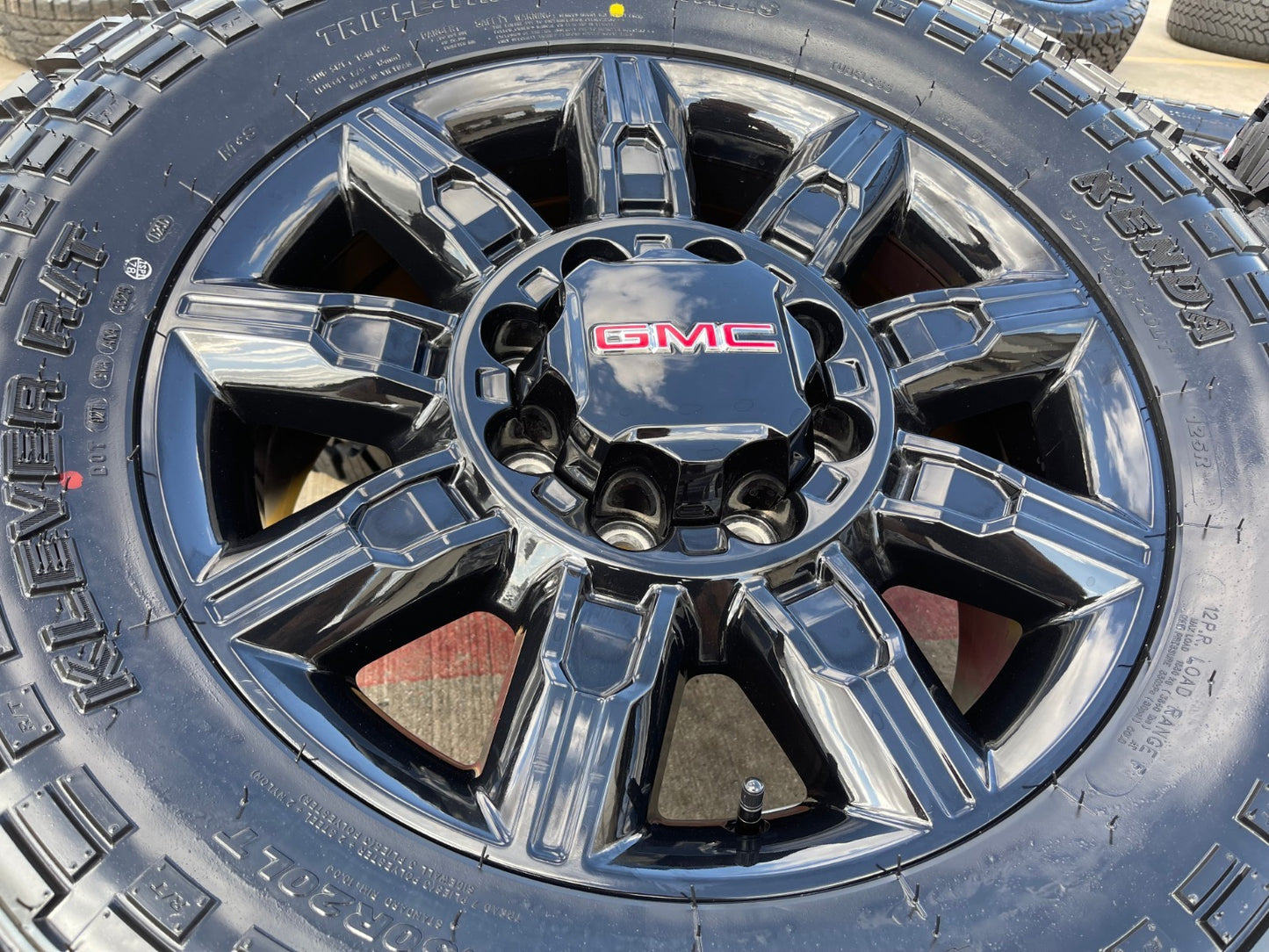 20" GMC Sierra AT4X 2500 3500 OEM 14137 5963 wheels rims Silverado NEW 35" R/T