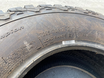 (1) 295/70/17 BFG KO2 A/T tire 295/70R17 LT 10 ply LRE 121S TAKE OFF NEW