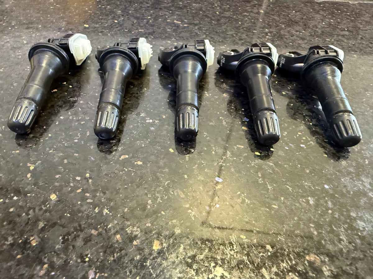 (5) TPMS SENSORS Chevy Ford GMC Cadillac Toyota RAM Honda Hyundai Kia SET NEW