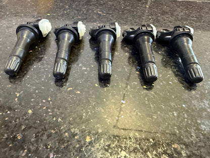 (5) TPMS SENSORS Chevy Ford GMC Cadillac Toyota RAM Honda Hyundai Kia SET NEW