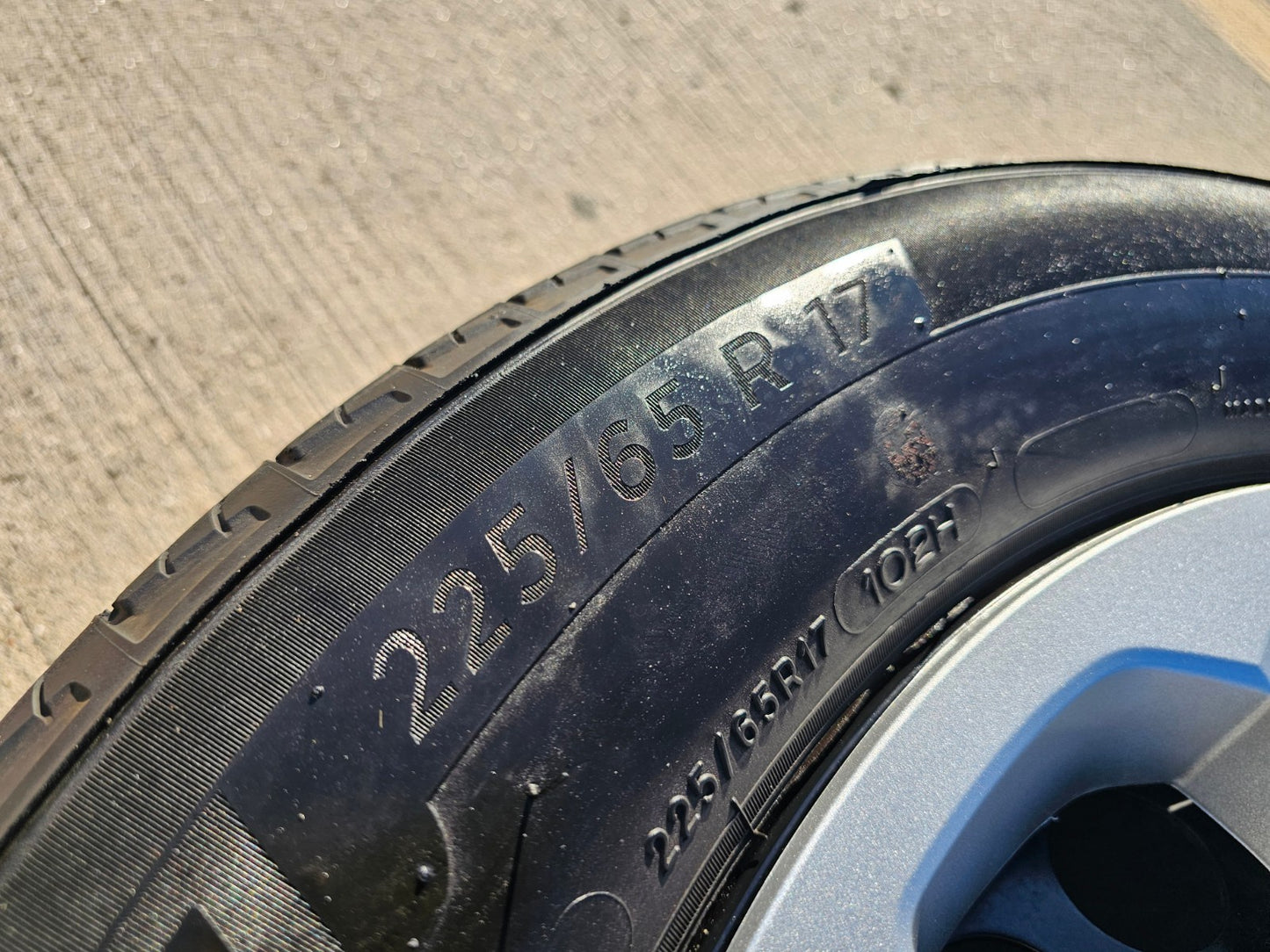 17" Toyota RAV4 OEM wheel rim 75241 Sienna CH-R tire 2020 2021 2022 2023 2024