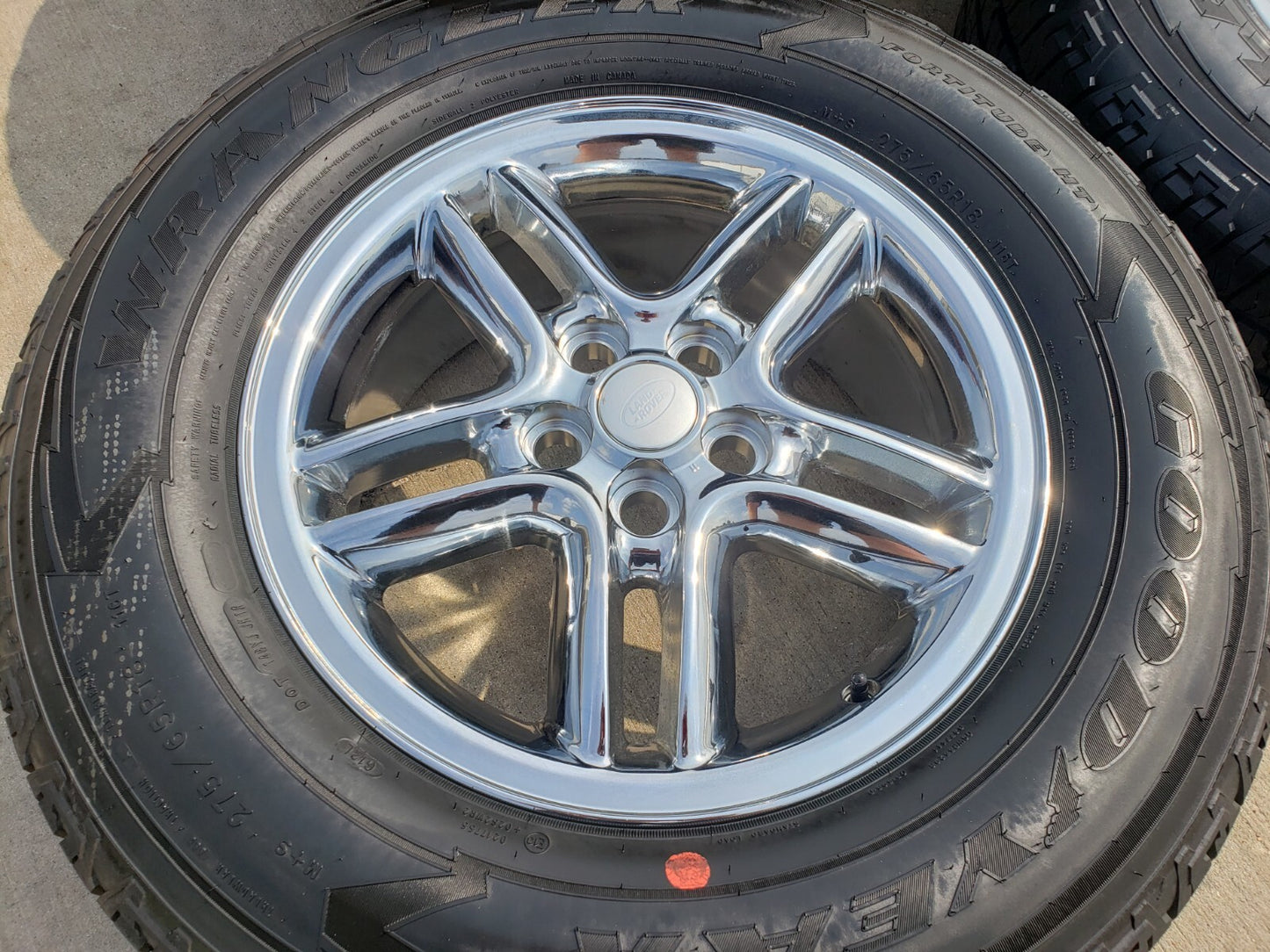 (5) 18" Land Rover DEFENDER Range OEM 72165 wheels rims NEW