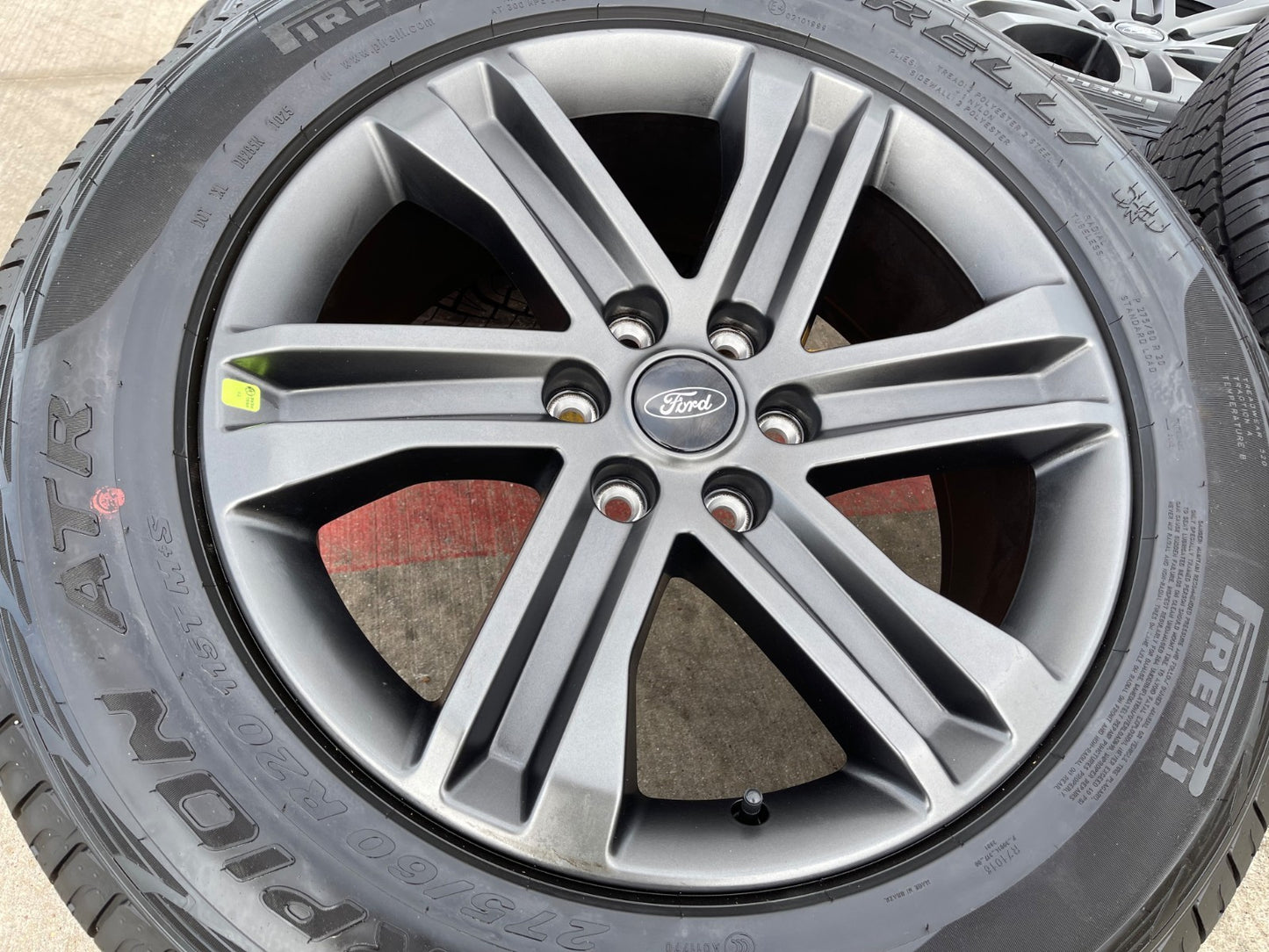20" Ford F-150 FX-4 PLATINUM OEM rims wheels 10344 Expedition PIRELLI A/TR NEW