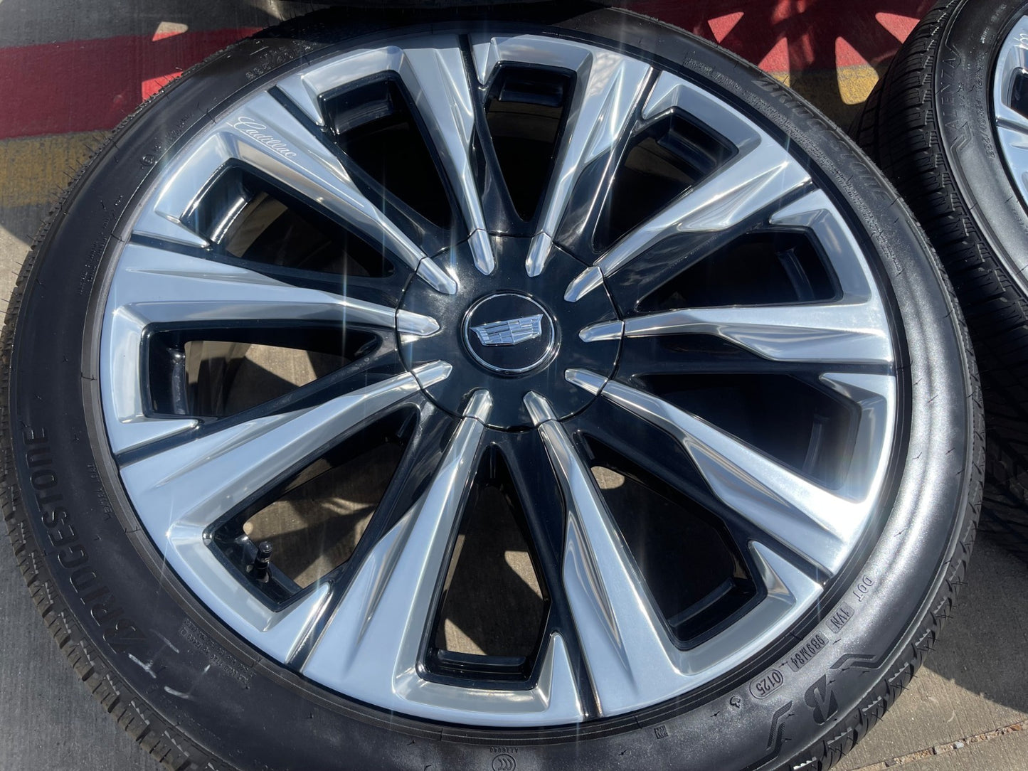 24" Cadillac Escalade PLATINUM OEM wheels rims V SET 2024 2025 2026 2027 NEW