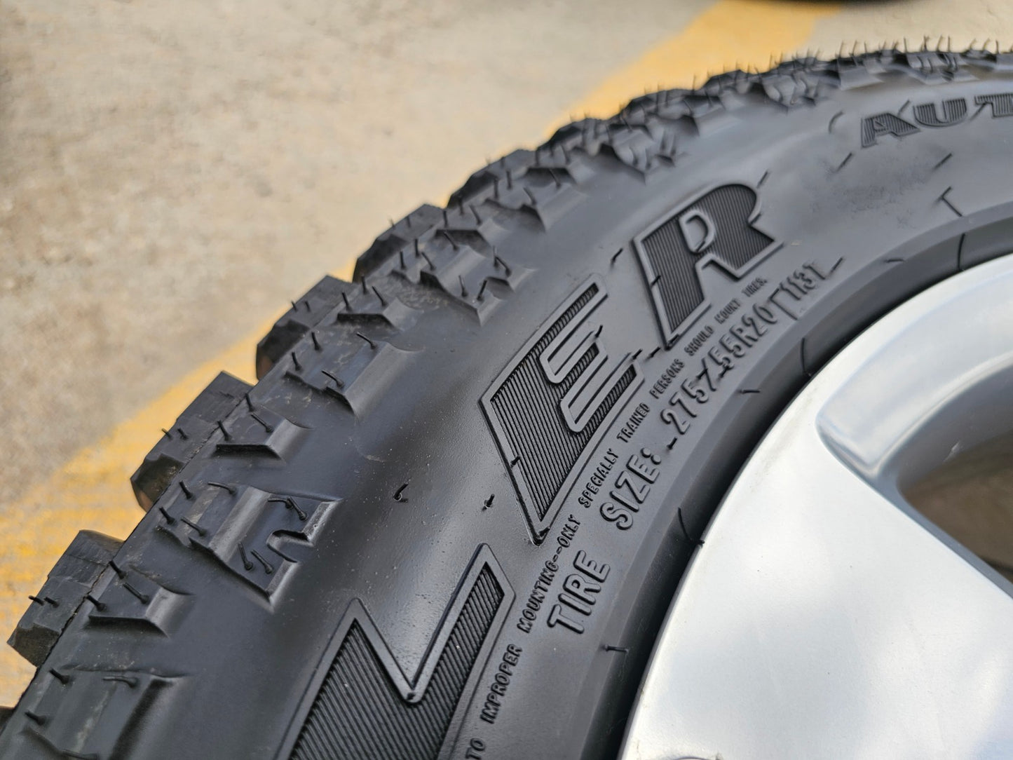 20" Chevy Silverado 1500 Tahoe Suburban OEM wheel rim 5652 tire spare GOODYEAR
