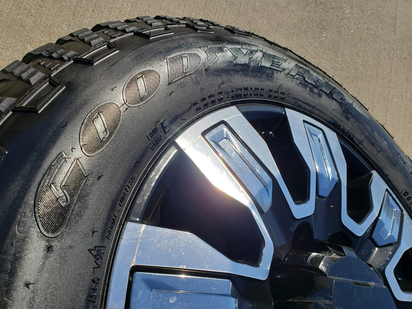 20" GMC Sierra DENALI ULTIMATE 2500 3500 OEM wheels rims 5958 Chevy