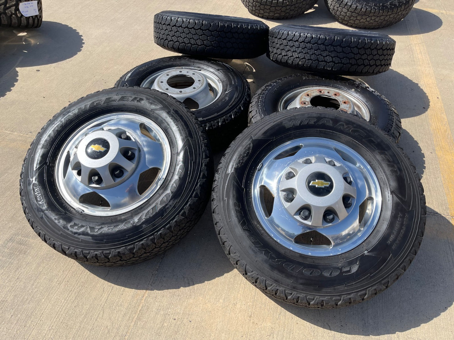 17" Chevy Silverado GMC Sierra 3500 Dually rims wheels SET OEM 5519 5520 8094