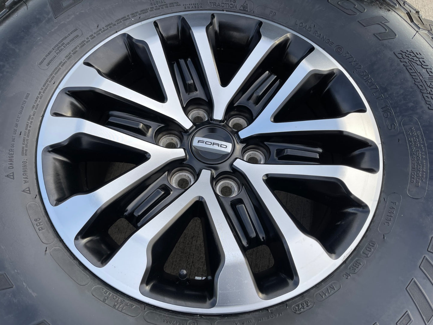 17" Ford F-150 Raptor OEM 96648 rims wheels tires BFG 37" NEW