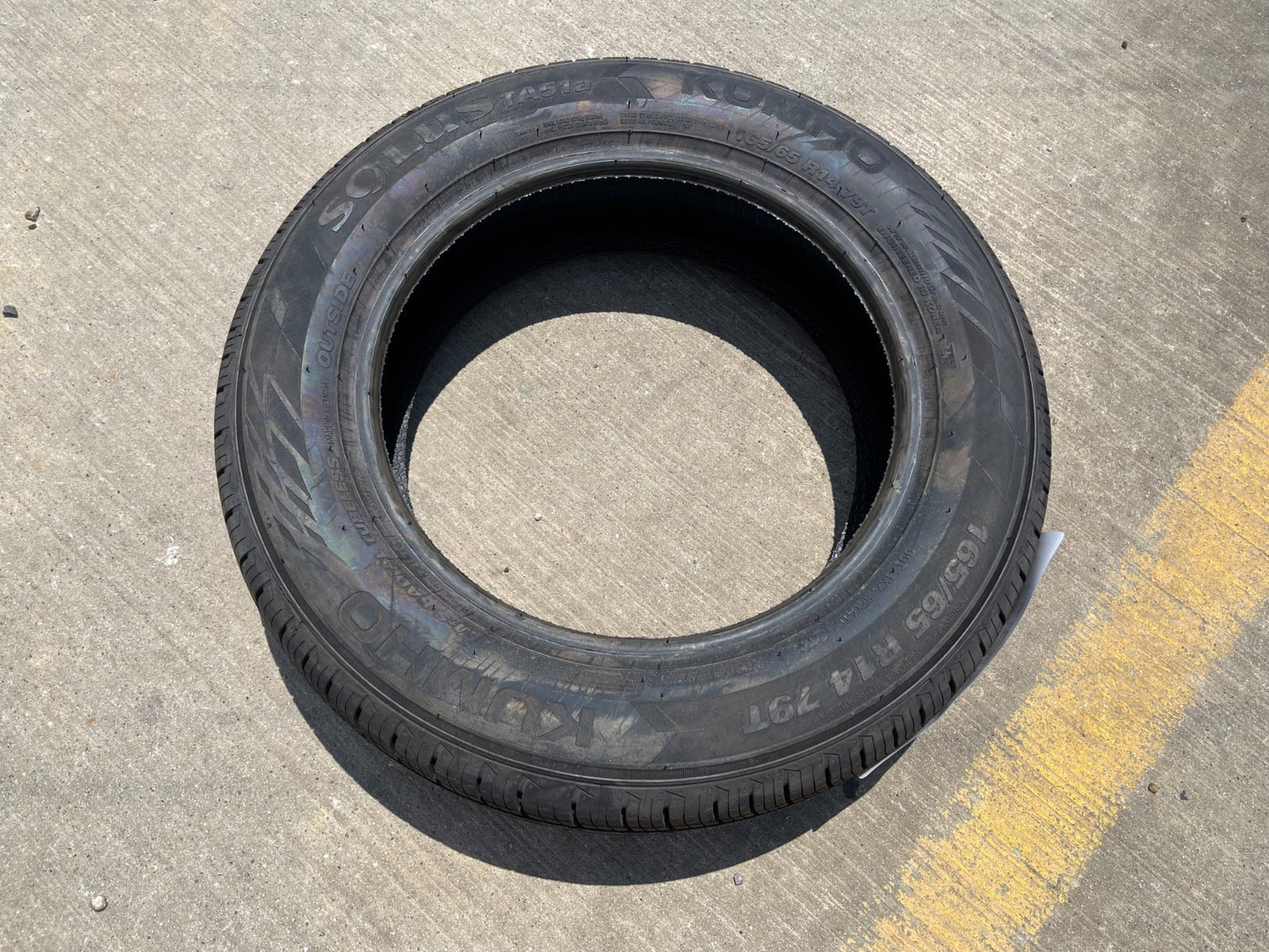 (1) 165/65/14 Kuhmo Solus TA51a tire 79T 165/65R14 NEW