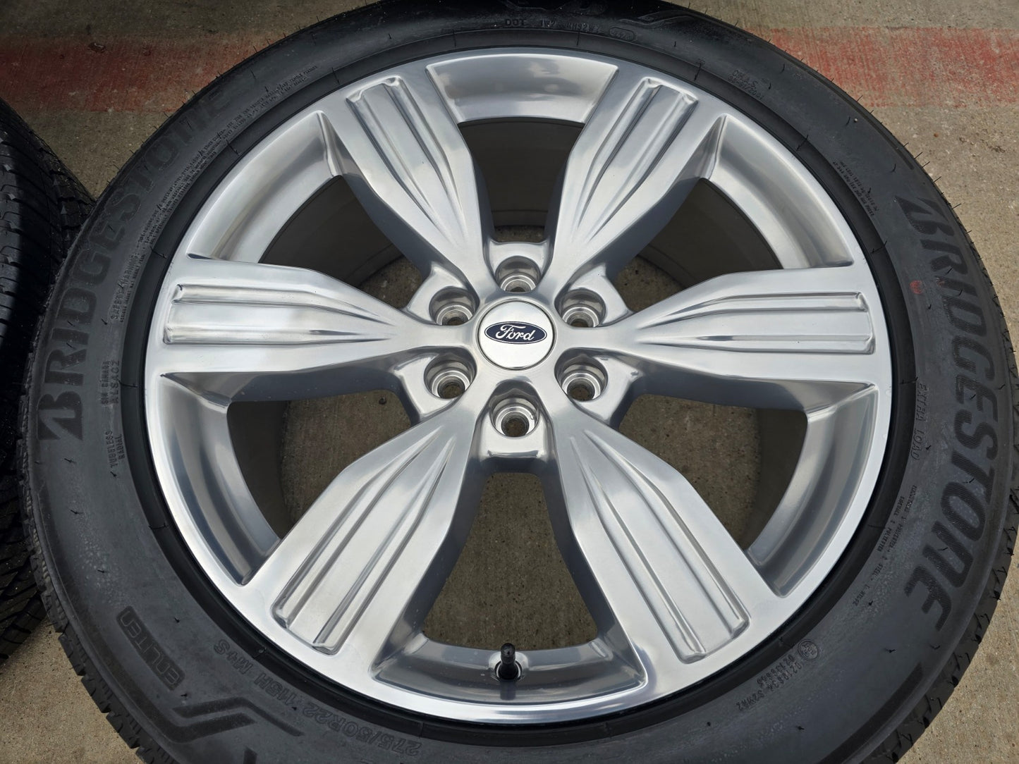 22" Ford F-150 LIMITED LARIAT OEM rims wheels 10442 Expedition BRIDGESTONE NEW