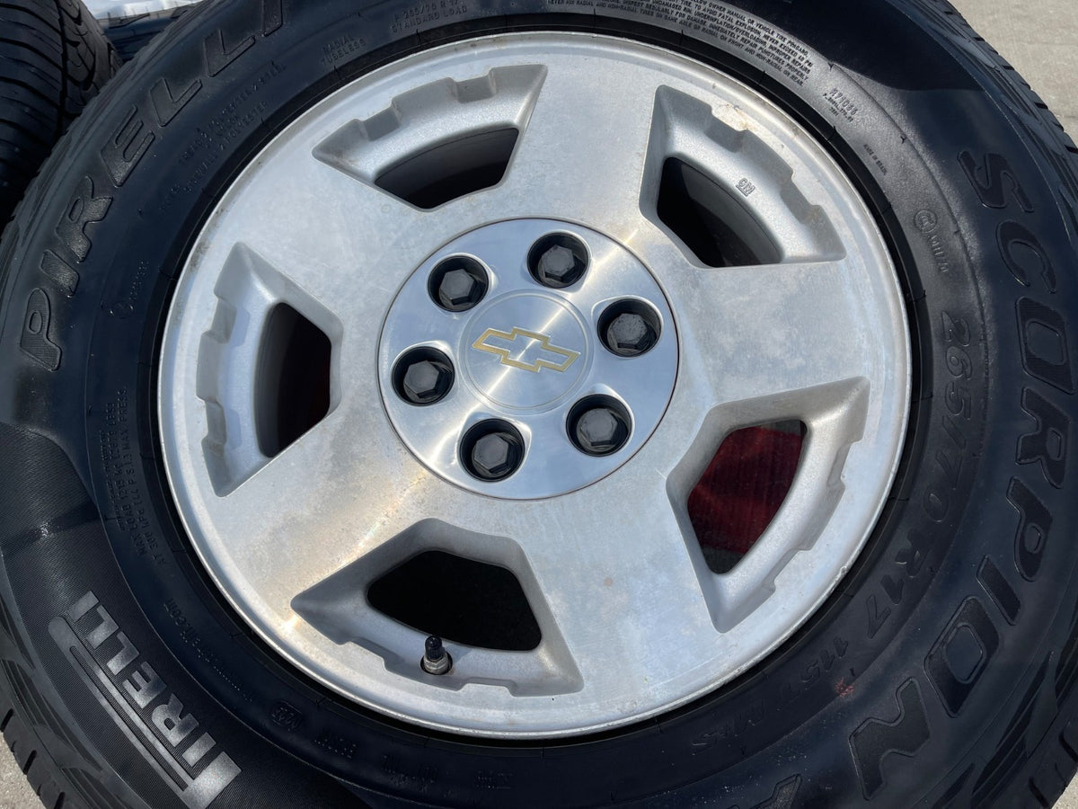 17" Chevy Tahoe Silverado Suburban Z71 OEM 5196 wheels rims tires SET