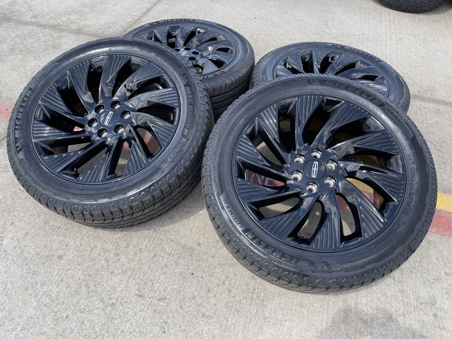 22" Lincoln Navigator OEM 10665 rims wheels BLACK LABEL 2025 2026 MICHELIN