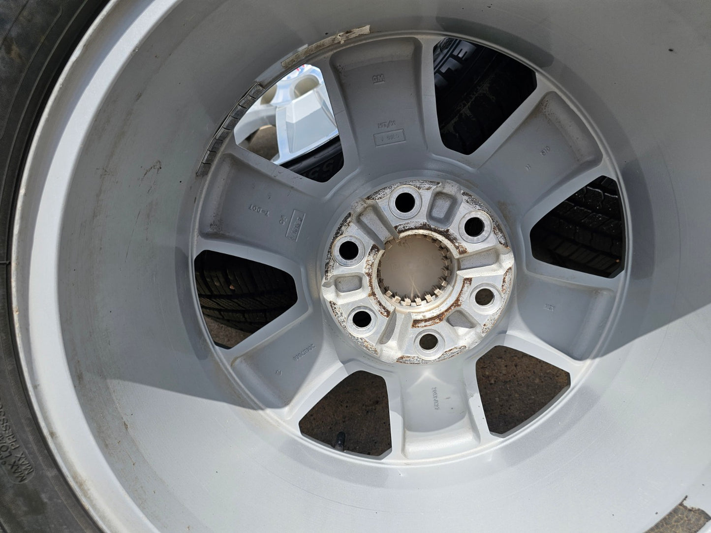 20" GMC Sierra Yukon Denali OEM 5650 wheels rims tires MICHELIN FITS 1999-2027