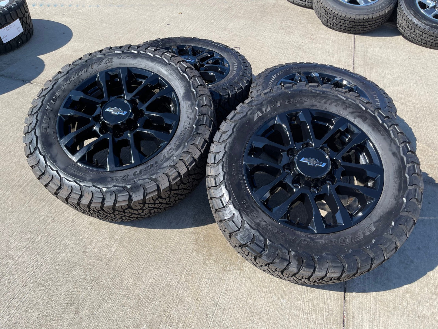 20" Chevy Silverado Trail Boss GMC AT4 2500 OEM 94030 wheels rims BFG KO3