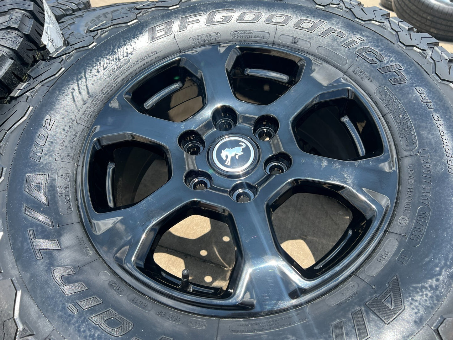 17" Ford Bronco SASQUACH wheels rims 10384 OEM Ranger 2024 2025 2026 2027 NEW