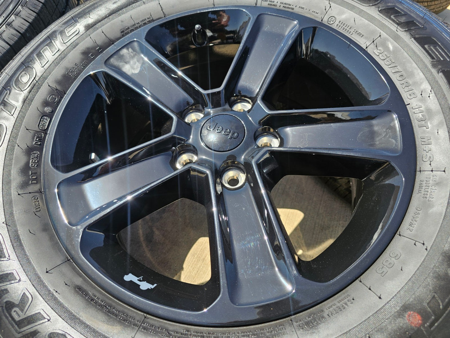 18" Jeep Wrangler Sahara OEM 9221 9255 wheels rims 2020 2021 2022 2023 2024 2025