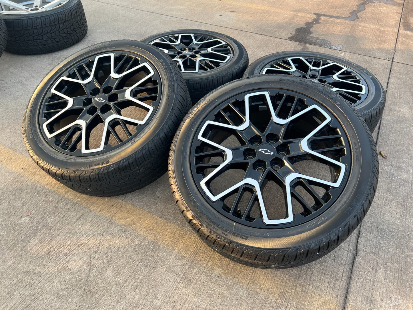 21" Chevy Blazer RS GMC Acadia OEM 95471 wheels rims Traverse 2023 2024 2025 NEW