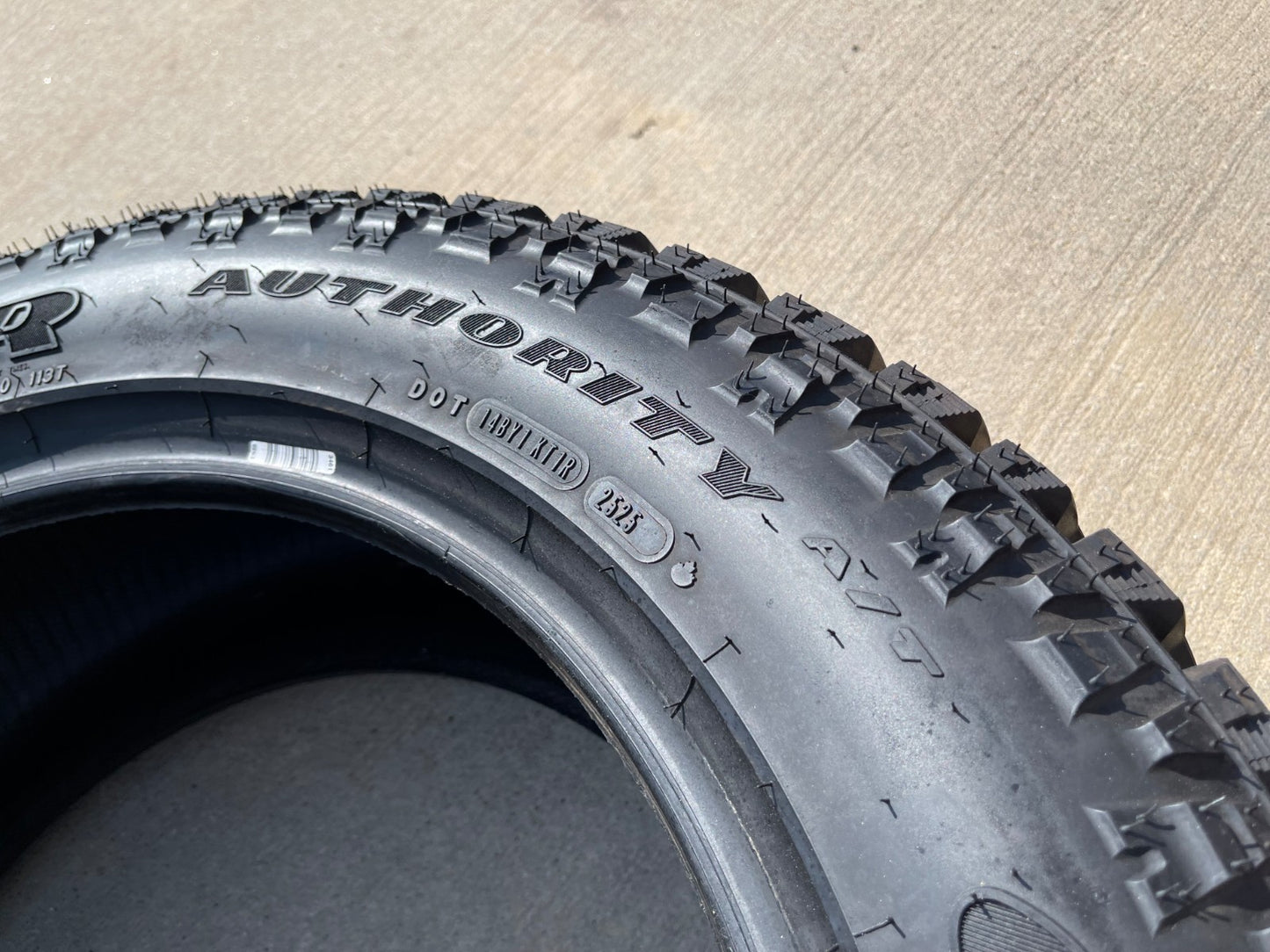 (1) 275/55/20 Goodyear Wrangler Authority A/T tire 113T 275/55r20 NEW