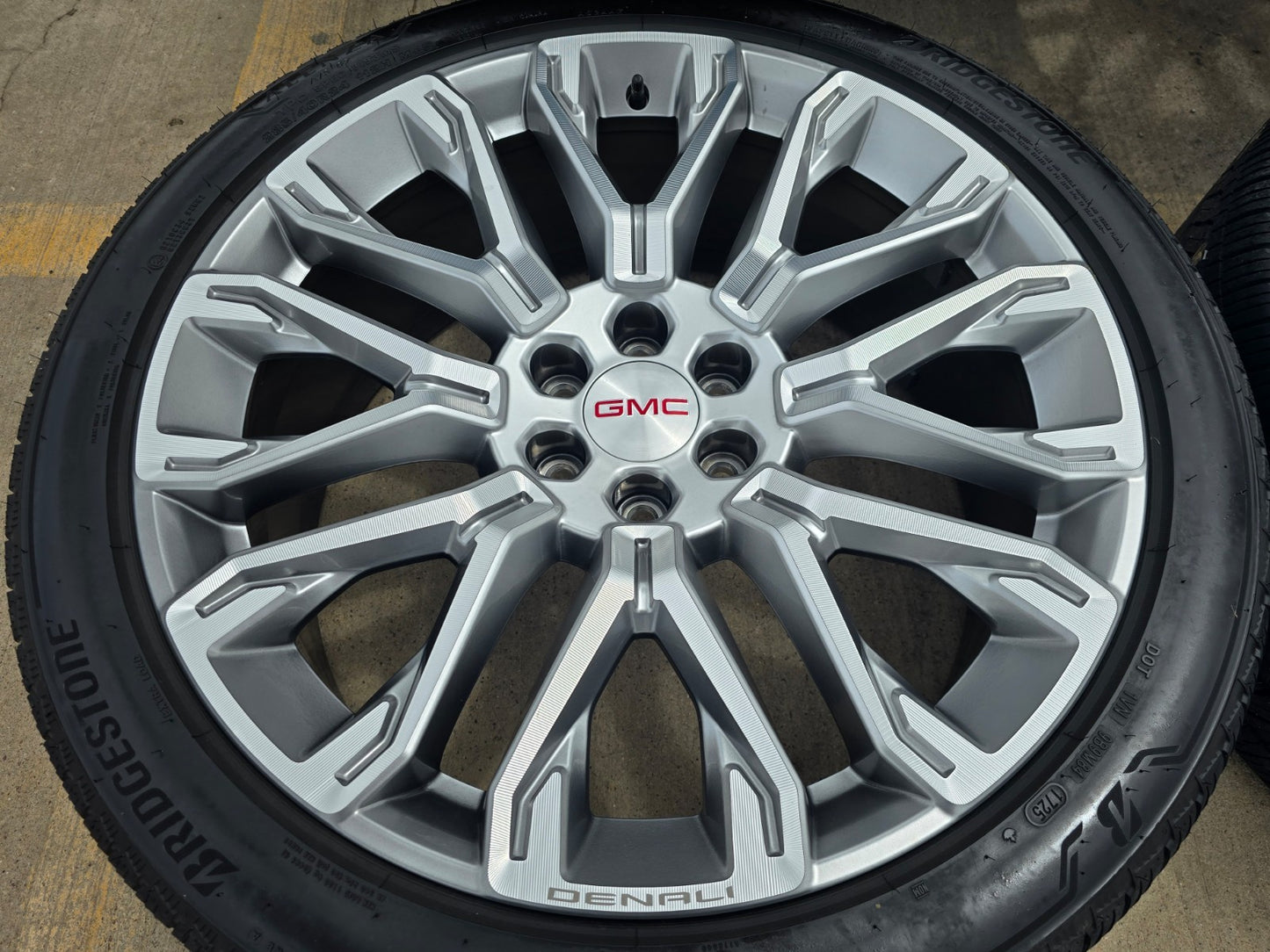24" GMC Yukon Sierra Denali Chevy Tahoe SET OEM 10067 wheels rims 2025 2026 2027