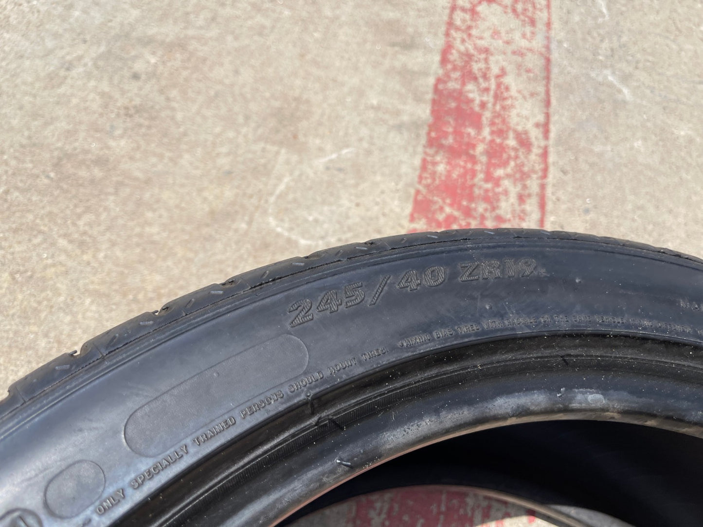 (1) 245/40/19 Michelin Pilot Sport A/S 3 All Season Plus + 98Y XL 245/40R19 tire