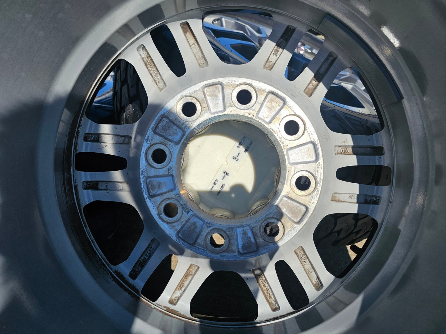 18" GMC Sierra AT4X Chevy Silverado 2500 3500 OEM 5949 wheels rims HANKOOK M/T2