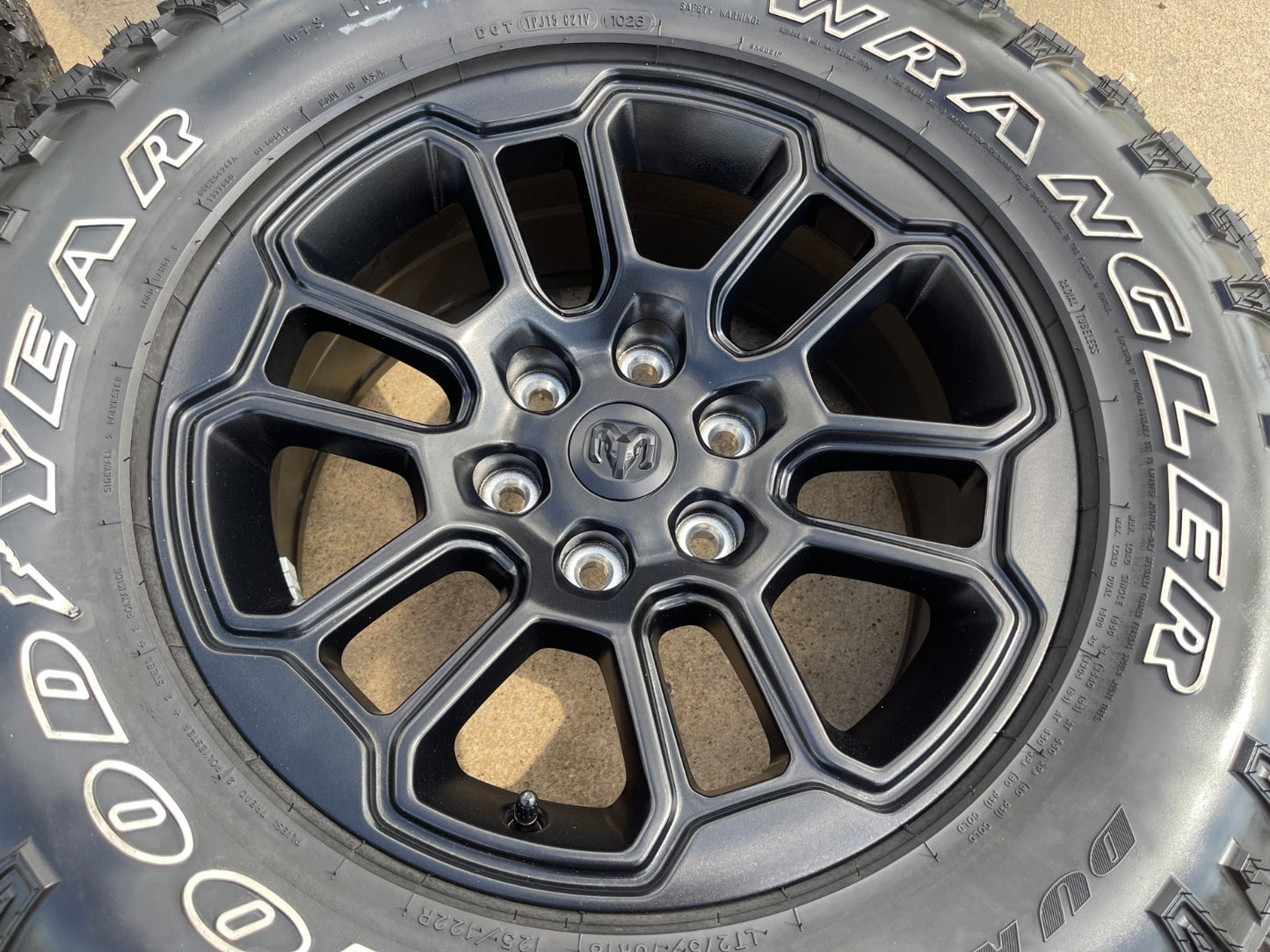18" Dodge Ram 1500 Rebel Black OEM 95935 wheels rims SET DURATRAC A/T NEW