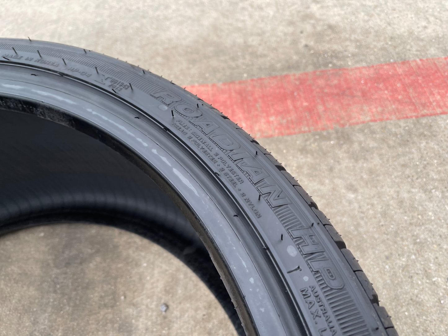 (1) 295/30/22 Nexen Roadian HP tire 295/30r22 NEW