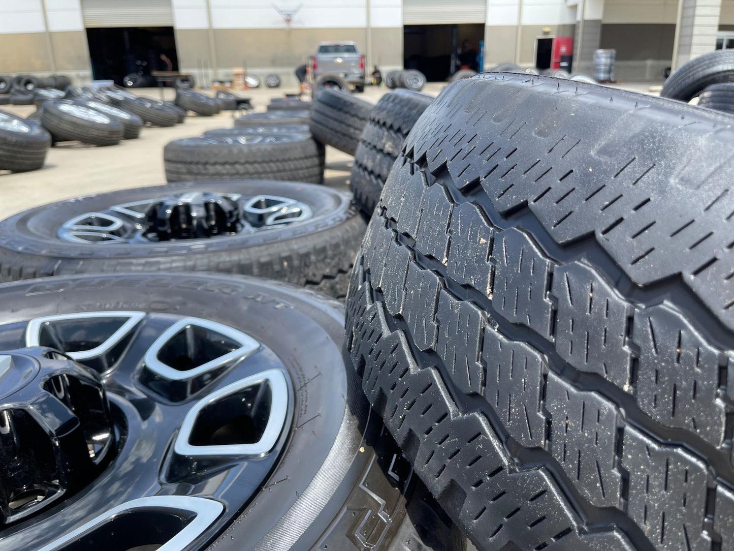 20" Ford F-250 F-350 OEM 10486 10301 Lariat Platinum SET wheels rims tires