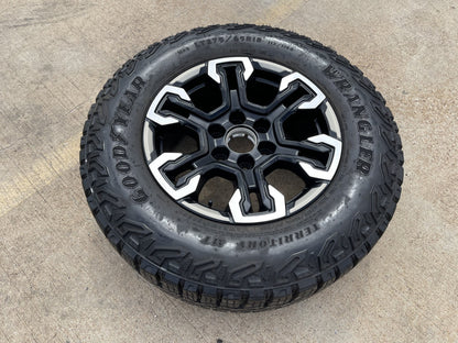 18" Chevy Silverado ZR2 Tahoe TRAIL BOSS Sierra OEM 95415 wheel rim GOODYEAR