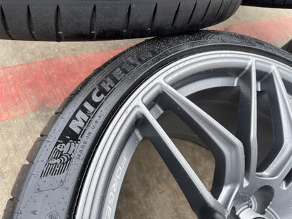 20" + 21" Chevy Corvette Z06 C8 OEM wheels rims 95580 95581 tires MICHELIN NEW