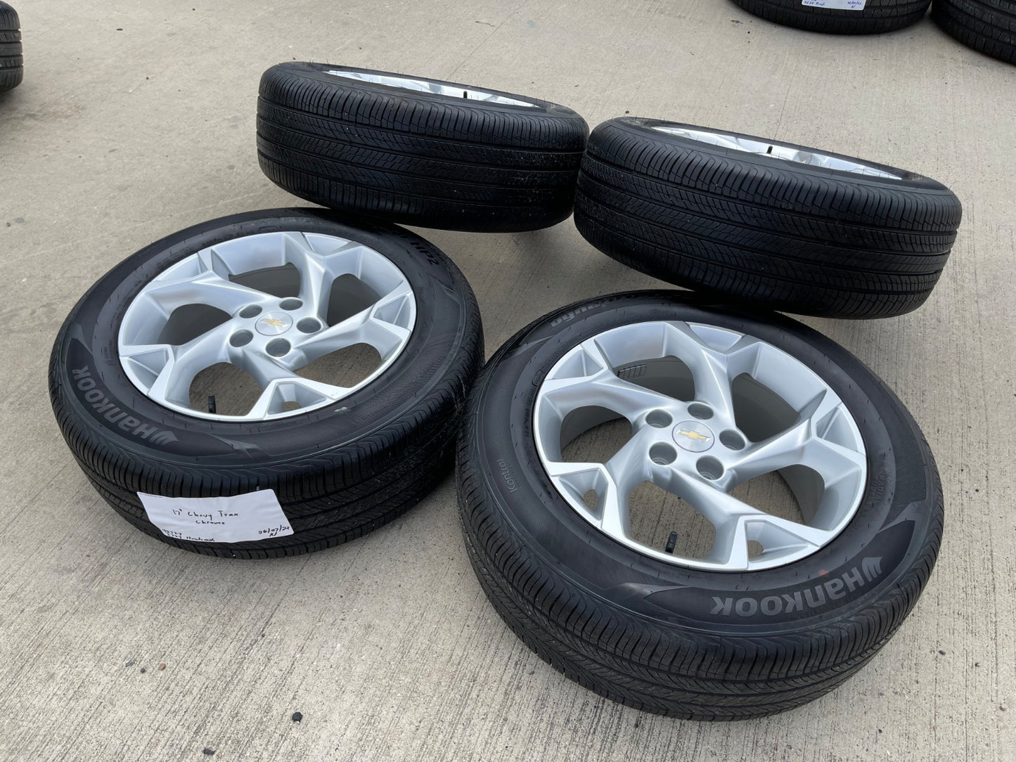 17" Chevy TRAX OEM wheels rims 14141 Terrain Trailblazer Equinox  2024 2025 2026