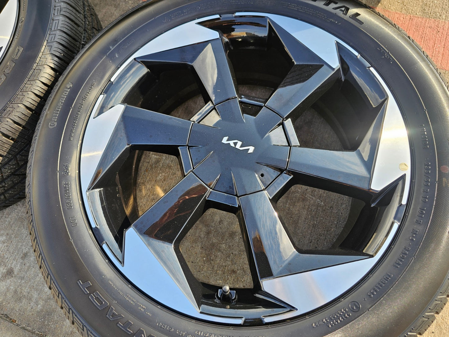 19" Kia Sorento Carnival OEM 95934 wheels rims Stinger K4 K5 2025 2026 NEW