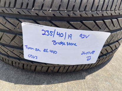 (1) 235/40/19 Bridgestone Turanza EL440 tire 235/40R19 92V M+S