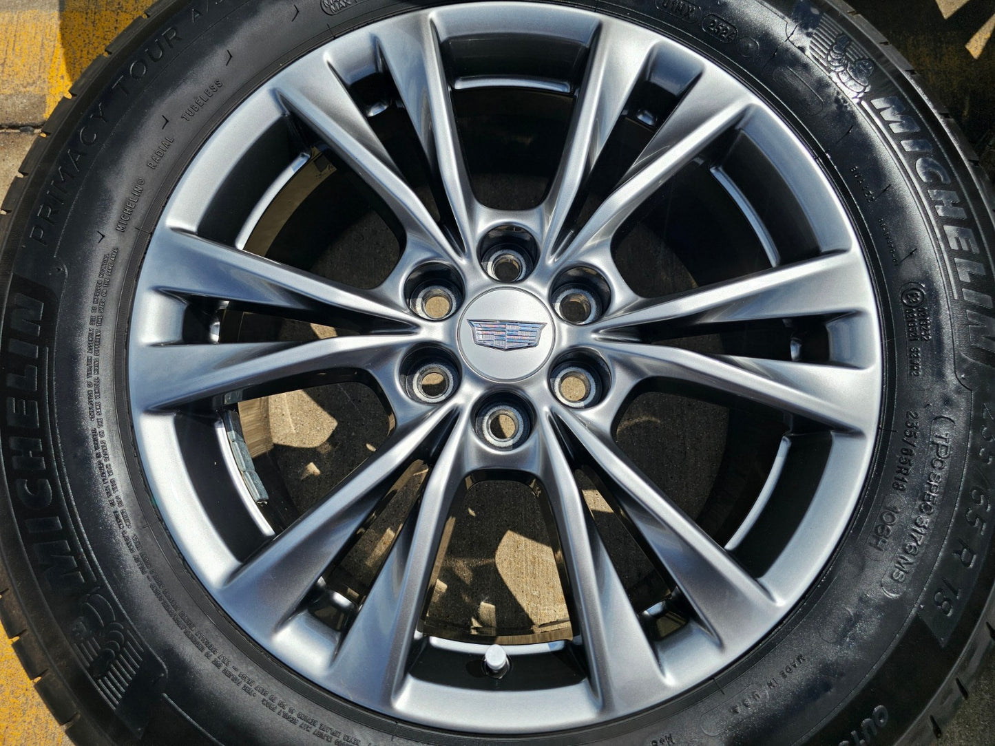 18" Cadillac XT6 XT5 SRX OEM 4844 wheels rims Chevy Blazer Acadia MICHELIN