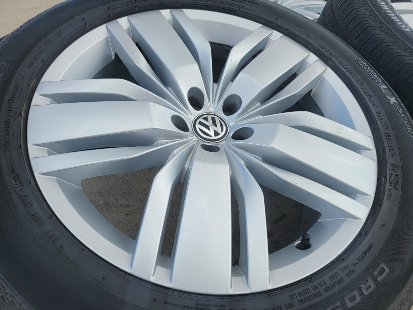 20" VW Atlas OEM wheels rims tires gray 70029 Audi Q7 Q8 2020 2021 2022 2023