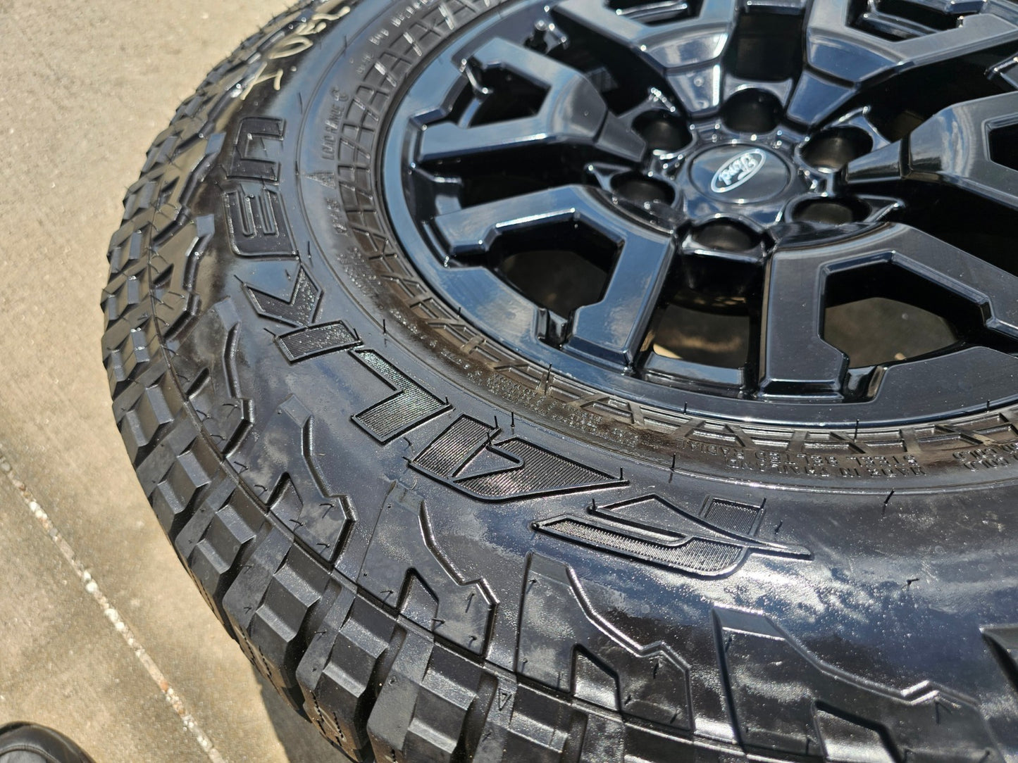 17" Ford F-150 Raptor Bronco OEM black rims wheels 10461 tires FALKEN A/T3 33"
