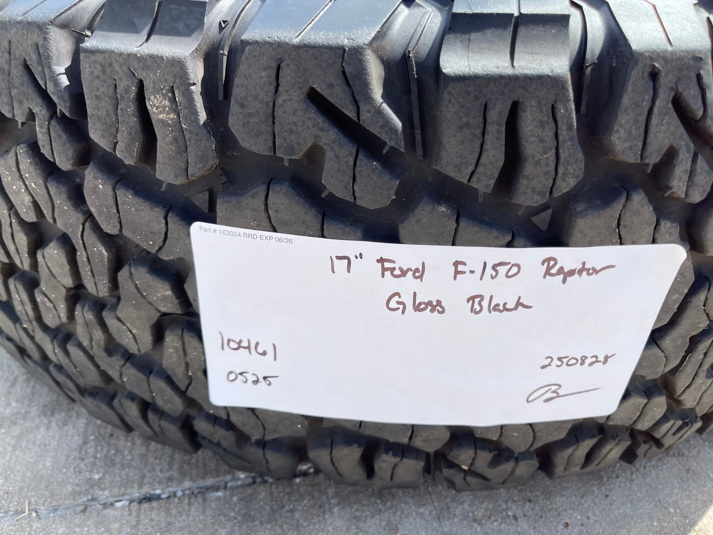 17" Ford F-150 Raptor Bronco OEM rims wheels 10461 tires 37" BFG