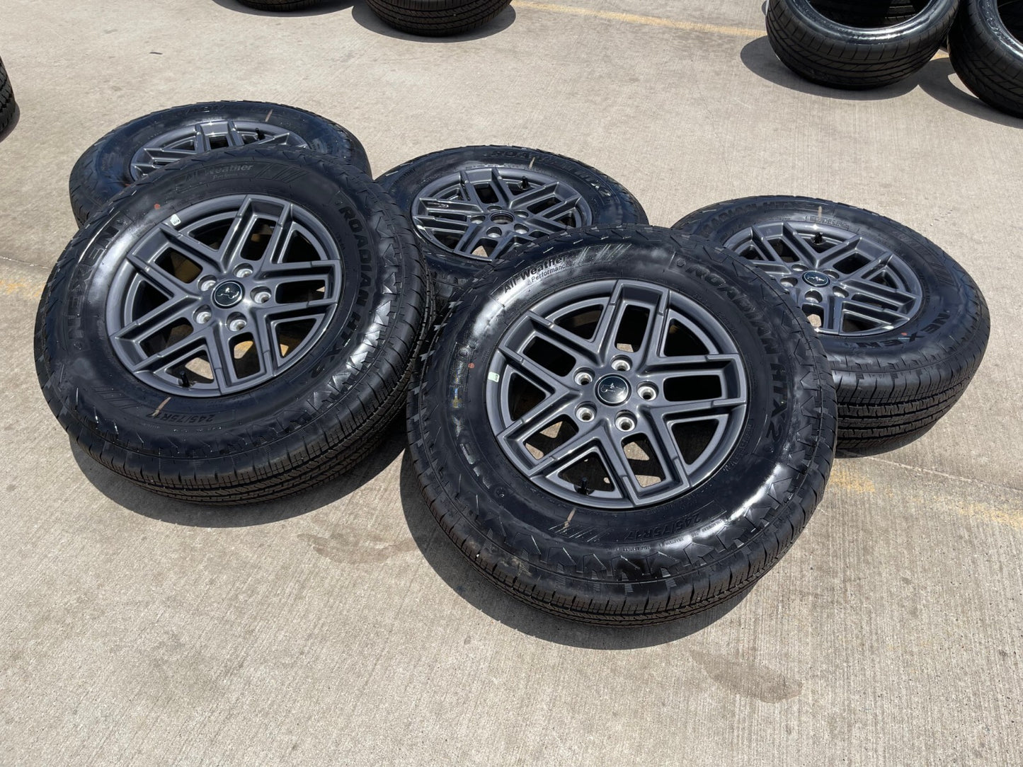 17" Jeep Wrangler Rubicon Sport OEM wheels rims 51649 Gladiator 2025 2026 NEW