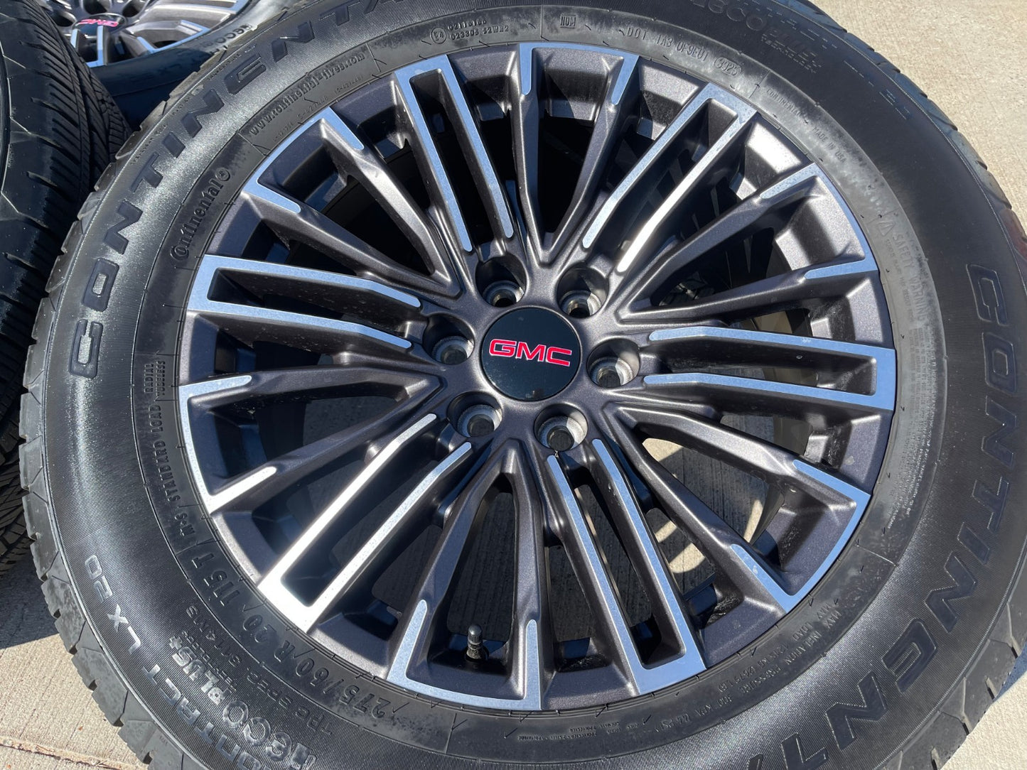 20" GMC Sierra Yukon Chevy Silverado OEM wheels rims 2024 2025 2026 CONTINENTAL
