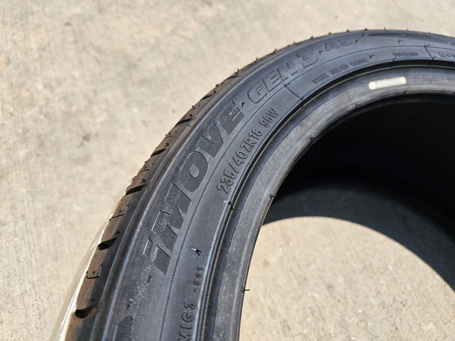 (1) 235/40/18 Ironman Gen 3 A/S tire 235/40R18 95W XL NEW